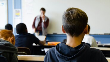 Working with Kids: Pros and Cons
